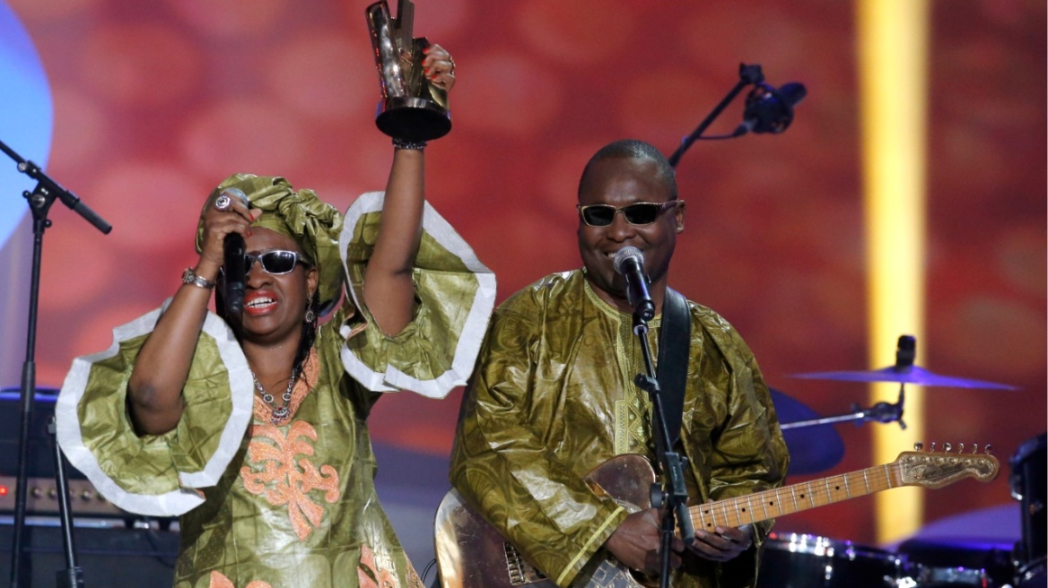 Πέθανε σε ηλικία 70 ετών ο Αμαντού Μπαγκαγιοκό του θρυλικού ζευγαριού τυφλών μουσικών Amadou & Mariam 