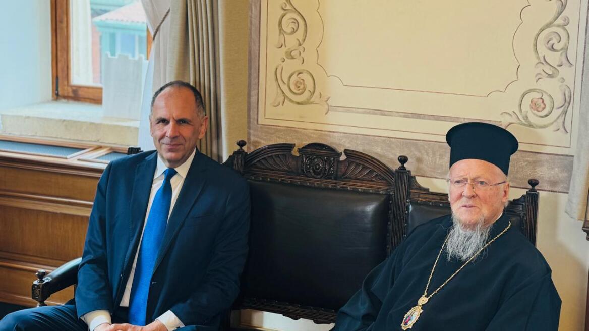 Γεραπετρίτης: Η Ελληνική Πολιτεία θα στέκεται πάντοτε αρωγός στη δράση του Οικουμενικού Πατριαρχείου