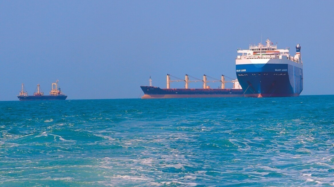 Οι Χούθι απαγορεύουν τη διακίνηση αμερικανικού πετρελαίου – Απειλές για στοχοποίηση πλοίων στην Ερυθρά Θάλασσα