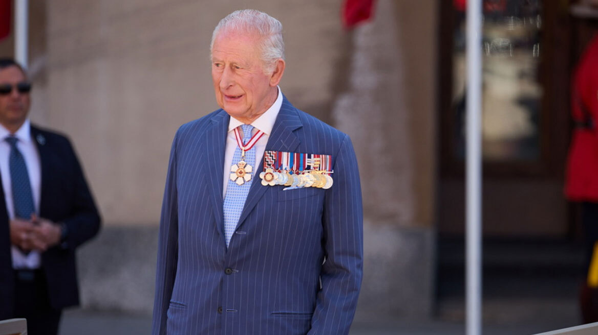 Επίσημη πρόσκληση από τον βασιλιά Κάρολο έλαβε ο Τραμπ