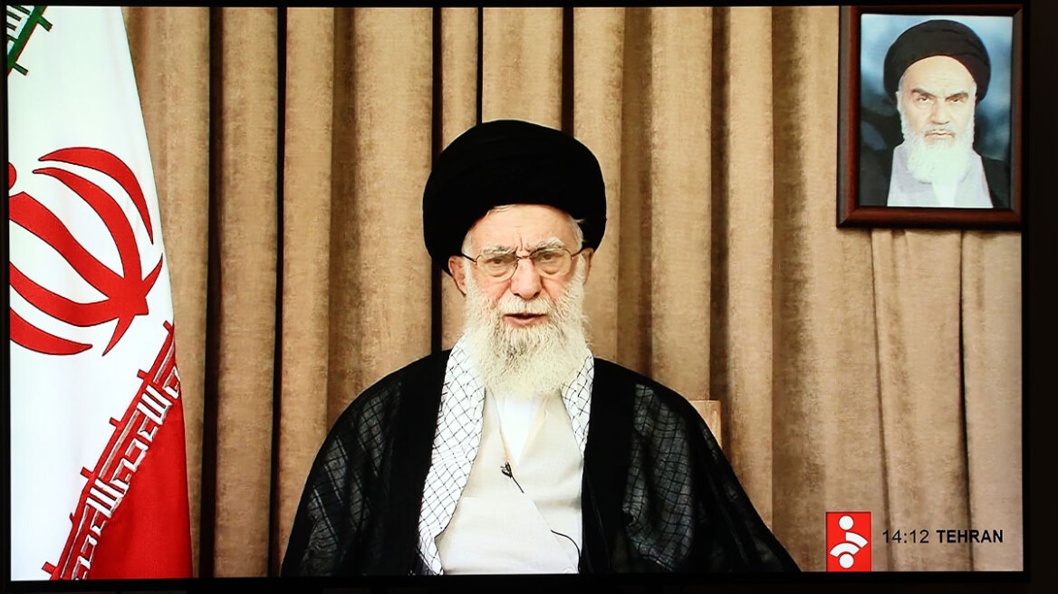 Νέο μήνυμα από τον Χαμενεΐ: Με τη βοήθεια του Θεού ισοπεδώσαμε στρατιωτικές και αστικές περιοχές του Ισραήλ
