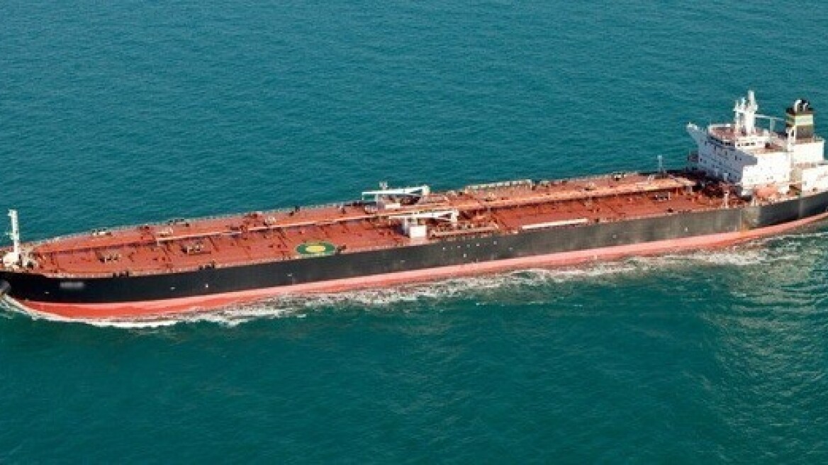 Έκρηξη στο τάνκερ Vilamoura του Γιώργου Οικονόμου στη Λιβύη