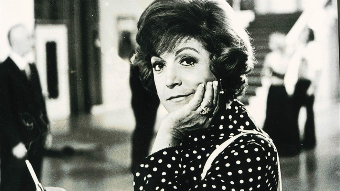 Ρένα Βλαχοπούλου - Σαν σήμερα γεννήθηκε η ηθοποιός - Το αφιέρωμα της Φίνος Φιλμ