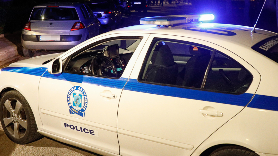 Αμαλιάδα: Κινηματογραφική διάρρηξη σε κοσμηματοπωλείο – Σάρωσαν τα πάντα σε λιγότερο από 2 λεπτά