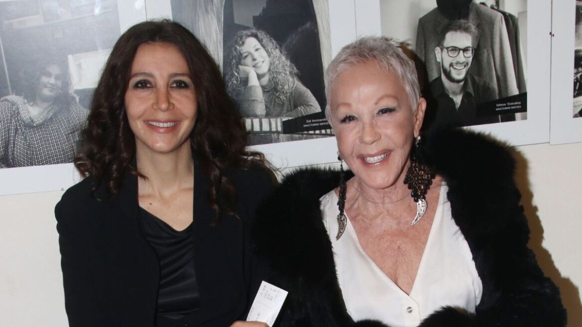 Αίθρα Λυκουρέζου: Η ανάρτησή της για τα οκτώ χρόνια από τον θάνατο της Ζωής Λάσκαρη - «Σε ένα στημένο κόσμο υπήρξε κάτι πολύ παραπάνω»