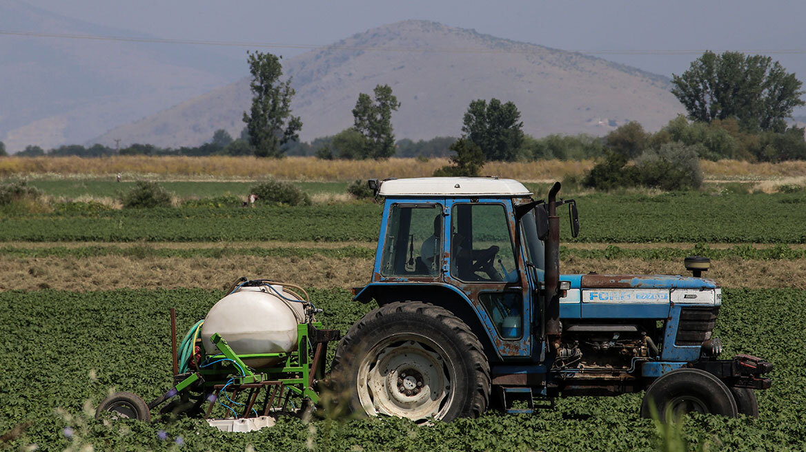 Τραγωδία στην Πέλλα: 30χρονος αλλοδαπός έπεσε από τρακτέρ και σκοτώθηκε - 2 συλλήψεις
