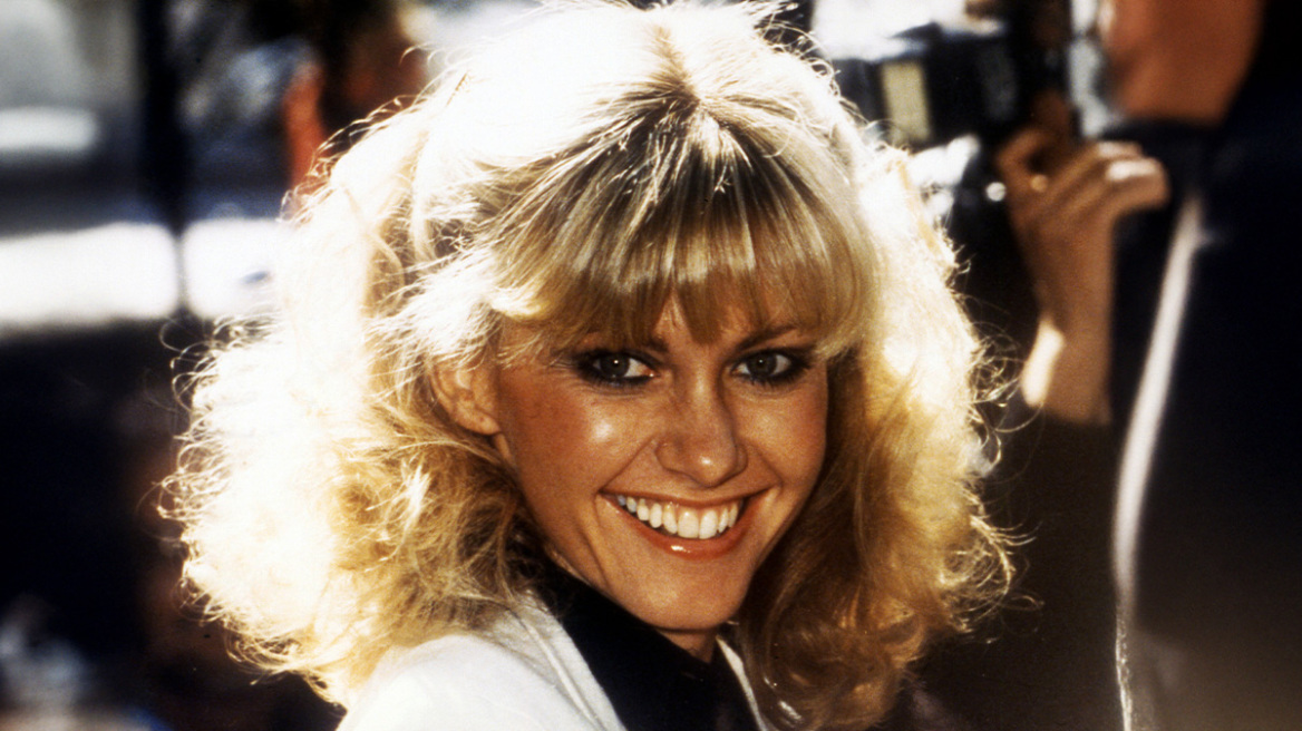 Η Ολίβια Νιούτον Τζον απέρριψε αρχικά το «Physical» γιατί θεώρησε προκλητικούς τους στίχους του τραγουδιού