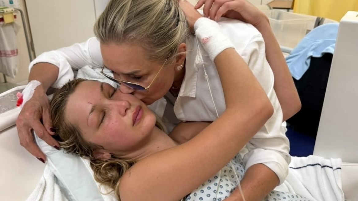 Φωτογραφίες: Η συγκλονιστική, γεμάτη πόνο μάχη της Μπέλα Χαντίντ με τη νόσο του Lyme - Έμαθες να ζεις στη φυλακή του παράλυτου μυαλού σου, γράφει η μητέρα της