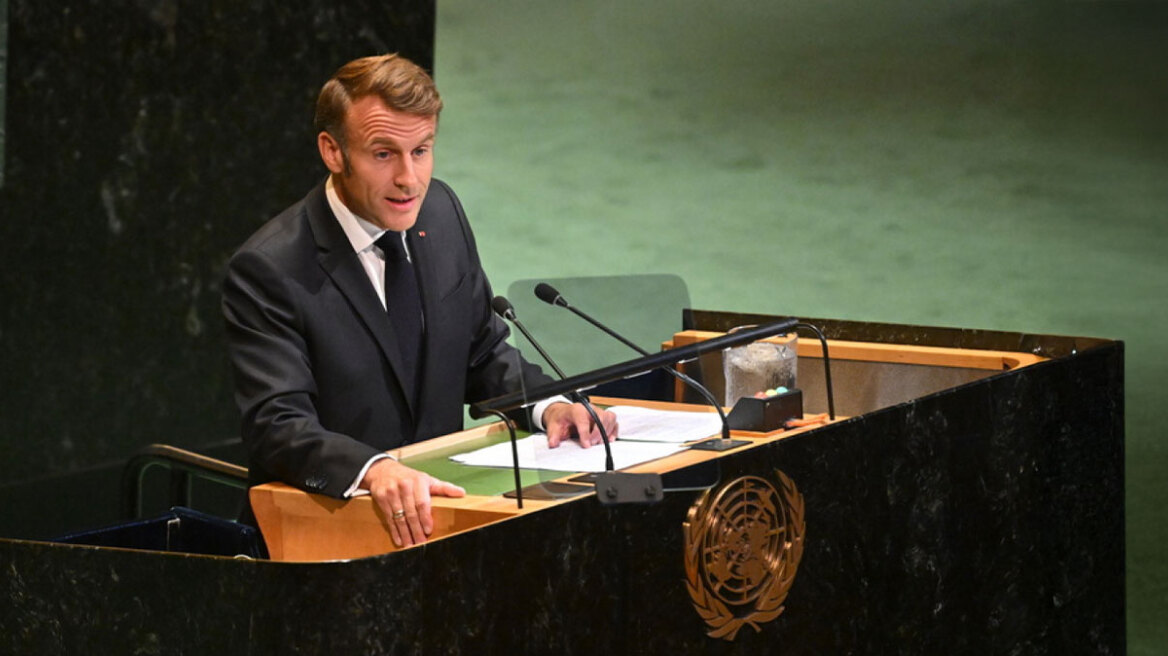 Ο Μακρόν ανακοίνωσε συνάντηση με τον Πεζεσκιάν για το πυρηνικό πρόγραμμα του Ιράν 