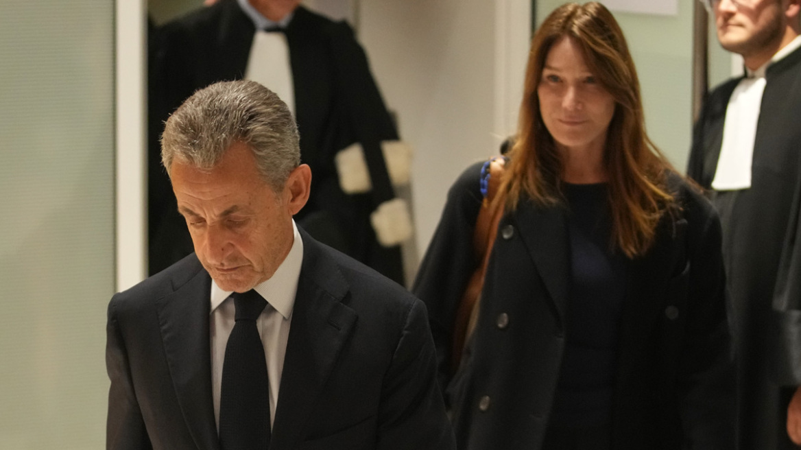 Τι θα κάνει η Κάρλα Μπρούνι μετά τη φυλάκιση του Σαρκοζί - «Έχει σφοδρή αφοσίωση, θα τον επισκέπτεται κάθε μέρα»