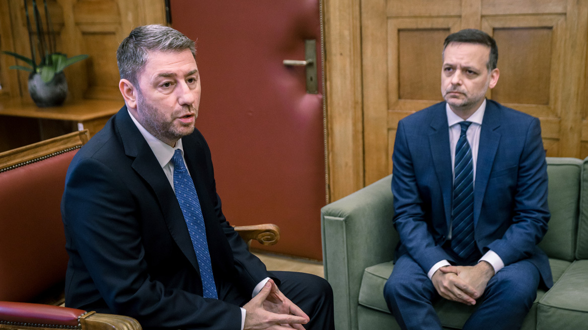 Αιχμές Δούκα εναντίον Ανδρουλάκη για αποκλεισμούς στελεχών του ΠΑΣΟΚ - Ναι στον διάλογο και με το κόμμα Τσίπρα