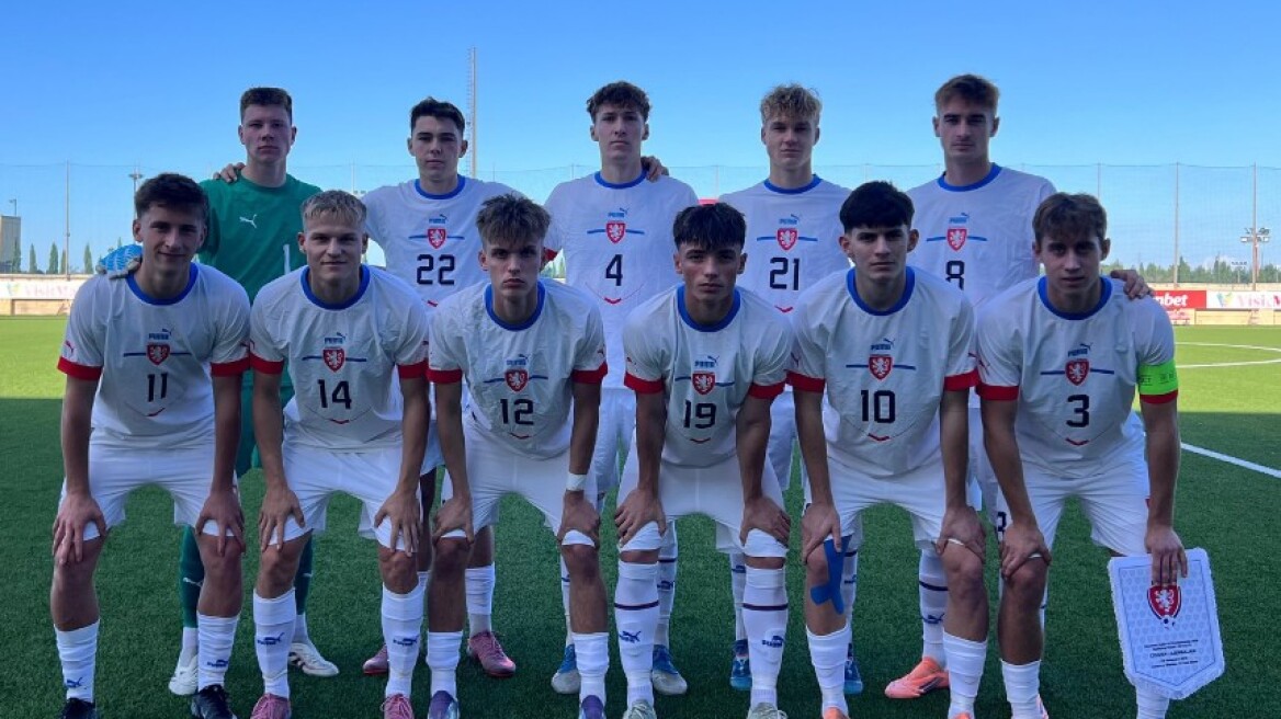 Ο Λουίς Μπουφόν έκανε ντεμπούτο με χατ τρικ στην Κ19 της Τσεχίας - Δείτε βίντεο