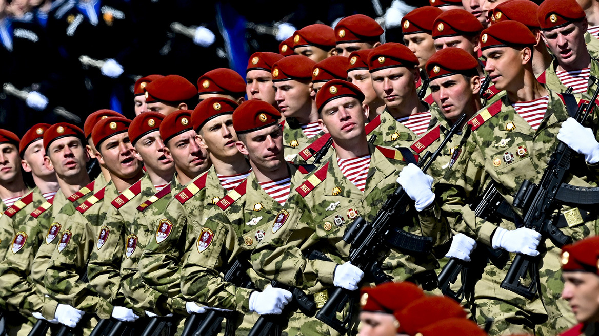 Επιστράτευση 260.000 ανδρών και αφήγημα ουκρανικής επίθεσης στο σπίτι του Πούτιν: Οι κινήσεις της Ρωσίας που δείχνουν ότι ο πόλεμος... συνεχίζεται
