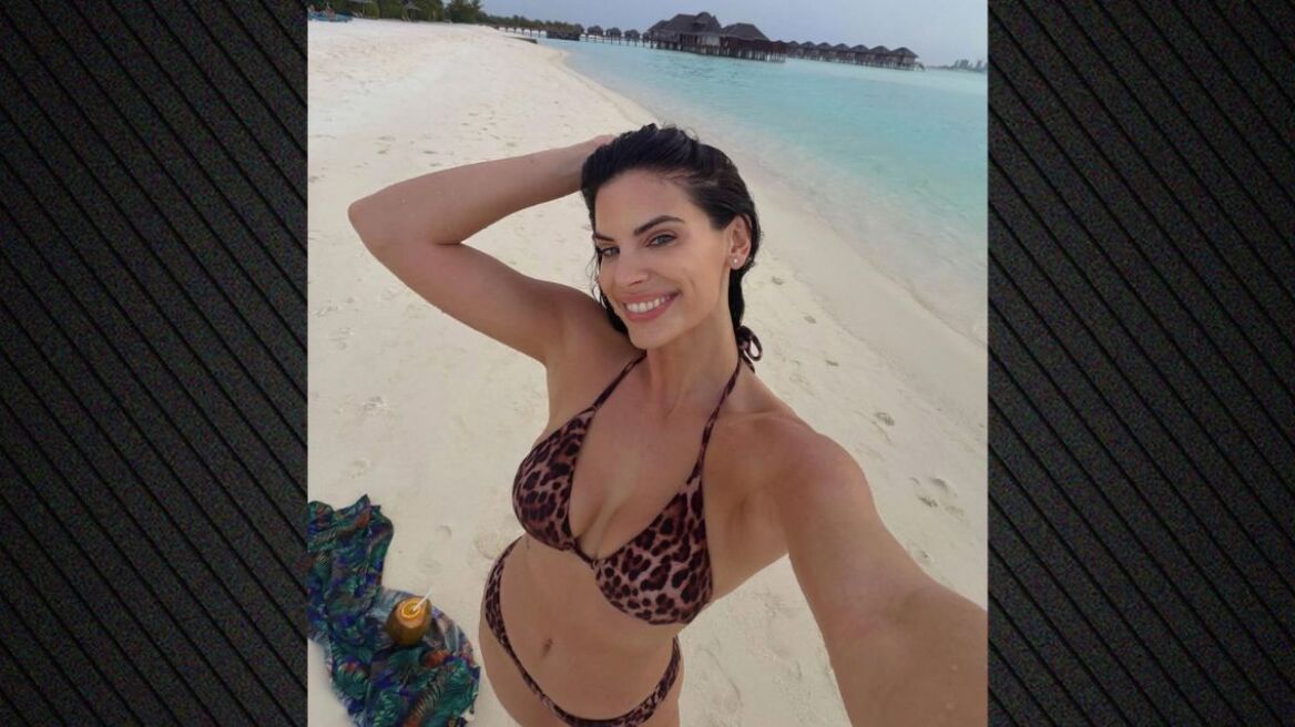 Σε εξωτικό προορισμό για την Πρωτοχρονιά η Χριστίνα Μπόμπα: Η τελευταία μέρα του 2025 μας βρήκε στον παράδεισο