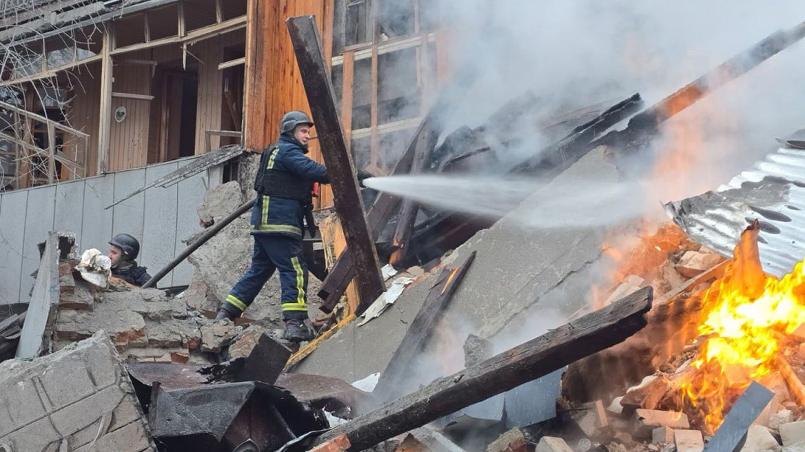  Το ρωσικό υπουργείο Άμυνας διαψεύδει ότι έπληξε με πυραύλους το Χάρκοβο της Ουκρανίας