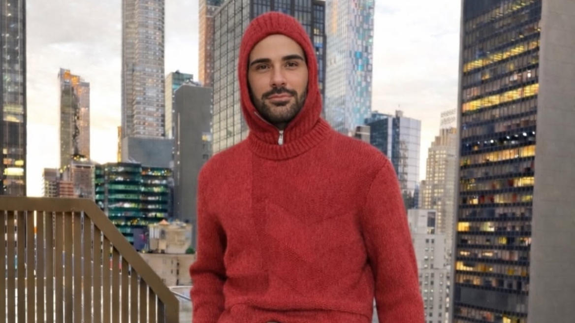 Αγνώριστος ο Νίκος Κοκλώνης σε φωτογραφία που δημοσίευσε: «Σε αγαπώ ΑΙ» έγραψε