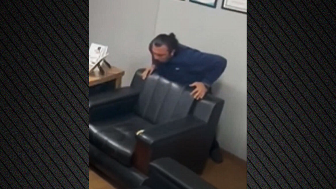 Τούρκος έκανε τη λαβή Χάιμλιχ στον εαυτό του, γλίτωσε από βέβαιο πνιγμό την ώρα που έτρωγε: Δείτε βίντεο