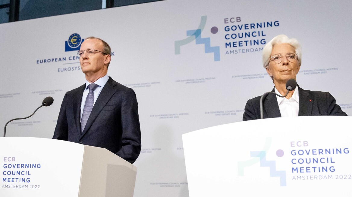Bloomberg: Οι οικονομολόγοι αναμένουν πρόωρη αποχώρηση της Λαγκάρντ από την ΕΚΤ, επικρατέστερος διάδοχος ο Κλάας Κνοτ