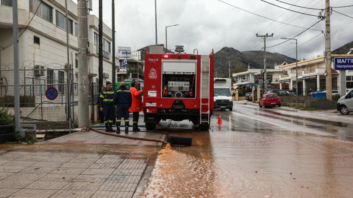 Κακοκαιρία Erminio: Ένας νεκρός και τεράστιες καταστροφές σε Αττική και πολλές περιοχές της χώρας - Πότε αναμένεται βελτίωση