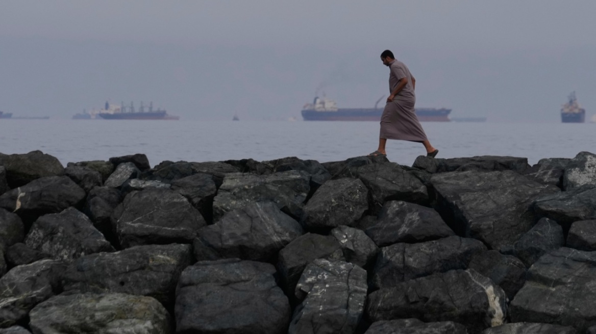 Οι ΗΠΑ ανακοίνωσαν  τον αποκλεισμό των ιρανικών λιμανιών και των Στενών του Ορμούζ με εντολή Τραμπ