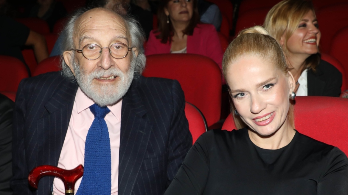 Ο Αλέξανδρος Λυκουρέζος για τη διαφορά ηλικίας με την Τζένη Οικονόμου: Είμαι 92 ετών, είναι πολύ σημαντικό να λειτουργεί η φαντασία σου