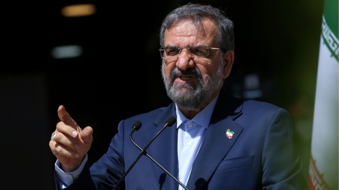 Το Ιράν απειλεί με βύθιση πλοία των ΗΠΑ αν επιχειρήσουν έλεγχο στα Στενά του Ορμούζ 