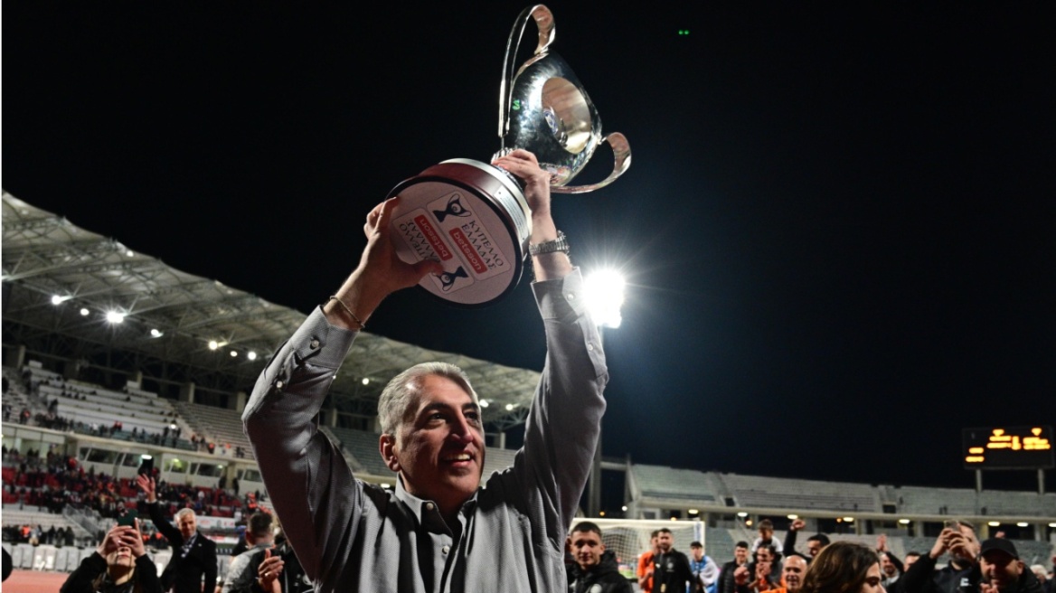 Μπούσης μετά την κατάκτηση του Κυπέλλου: «MVP είναι η ομάδα μου, το αφιερώνω στον πατέρα μου»