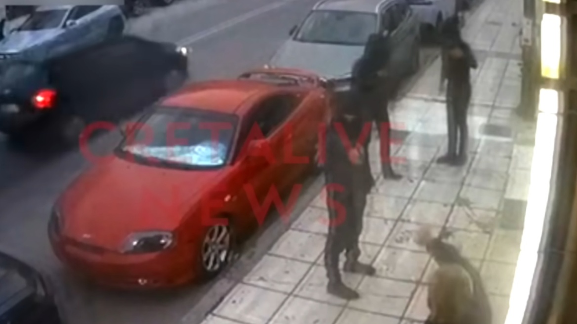Στα χέρια της ΕΛ.ΑΣ. και ο ανήλικος για την αιματηρή επίθεση σε μπαρ στο Ηράκλειο 
