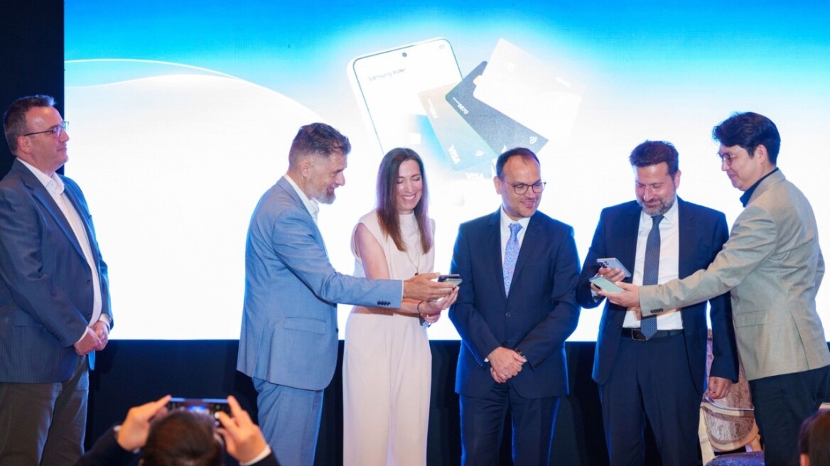 Samsung Wallet: Ανάβει η μάχη για το ψηφιακό πορτοφόλι των Ελλήνων
