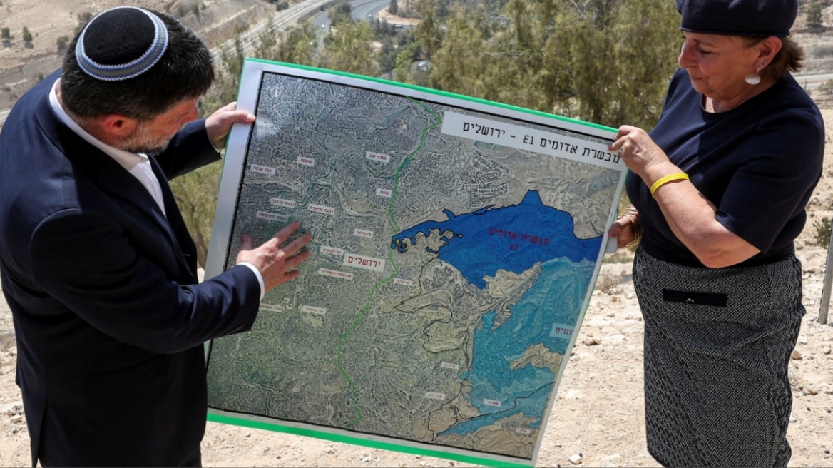 Περίπου 500 Ευρωπαίοι πρώην αξιωματούχοι ζητούν να μπλοκαριστεί η επέκταση των ισραηλινών οικισμών 