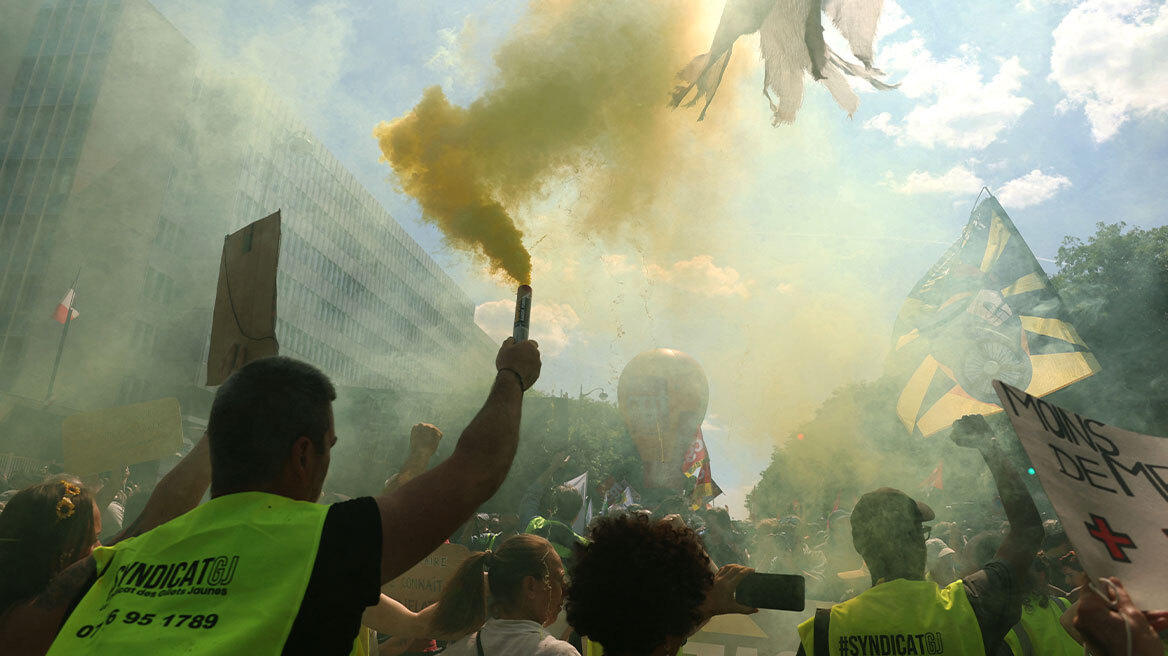 Τα Κίτρινα Γιλέκα κατεβαίνουν στους δρόμους της Γαλλίας μαζί με τους μαθητές το Σάββατο