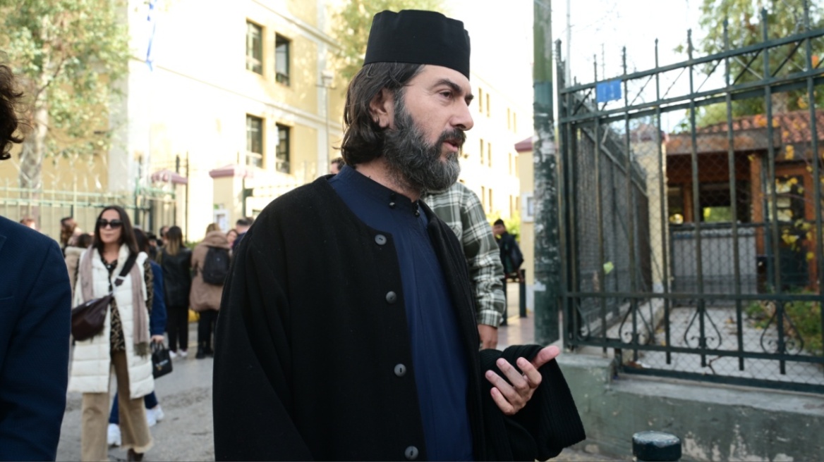 Ομόφωνα αθώος ο πατέρας Αντώνιος για την υπόθεση της Κιβωτού του Κόσμου στα Ιωάννινα
