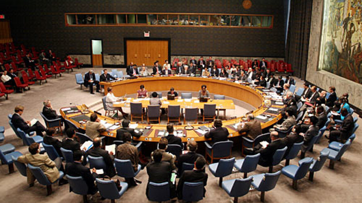 H Barbie χωρίς ίχνος μακιγιάζ!