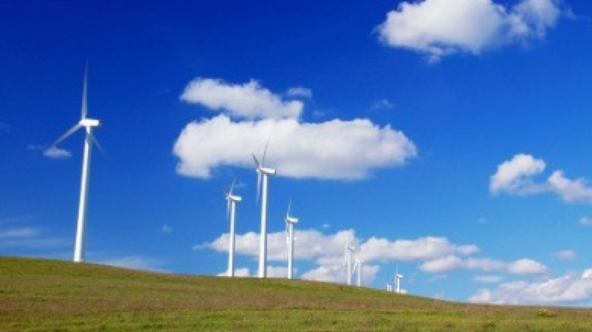 Δεκάδες νεκροί σε πλημμύρες στην ανατολική Ινδία