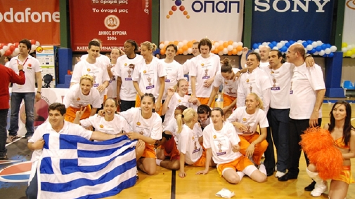 Άμεση συνάντηση με Σαμαρά - Βενιζέλο ζητεί η ΚΕΔΕ