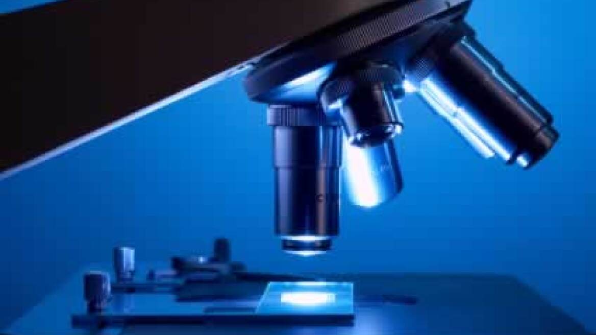 Μητέρα, μόνη και ψαγμένη