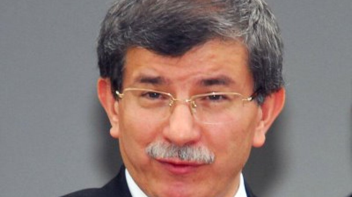 Η μισή Ελλάδα επιβίωσε το 2012 με εισόδημα μικρότερο των 800 ευρώ