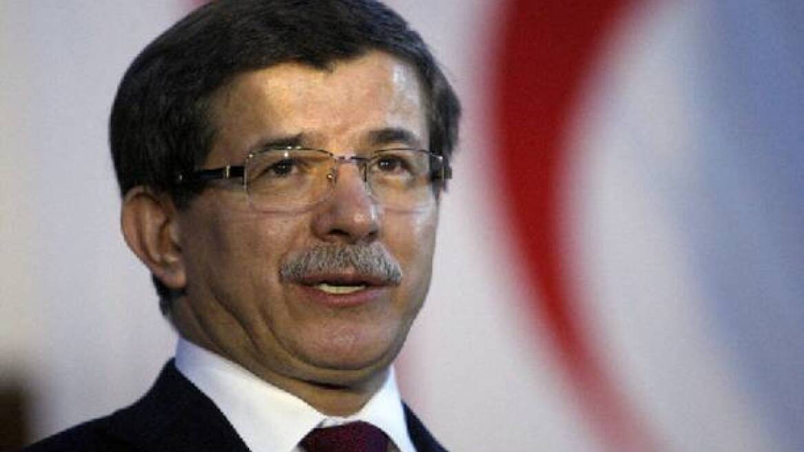 Ινδία: Τουλάχιστον 44 νεκροί από φωτιά σε λεωφορείο