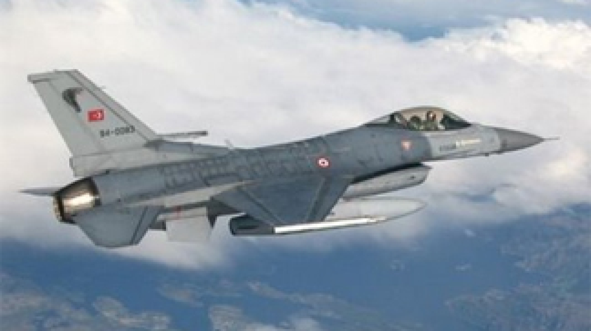 Ντόλιος: Συνήγορος της «Χρυσής Αυγής» ο Καμμένος