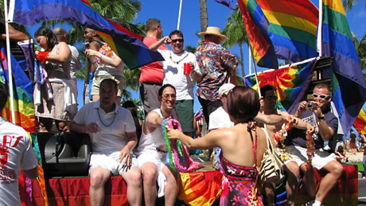 Ζητούν απ’ τον Καστανίδη ελεύθερη συμβίωση για τους γκέι