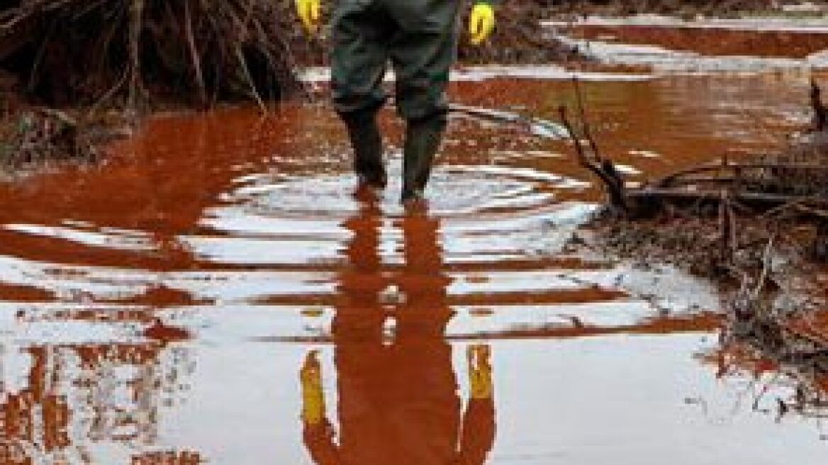 Στα «χέρια» αντιεξουσιαστών το δημαρχείο Ιωαννίνων