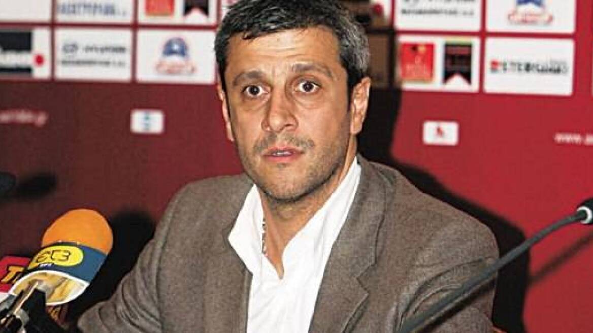 Στο 27,1% η ανεργία το β' τρίμηνο 