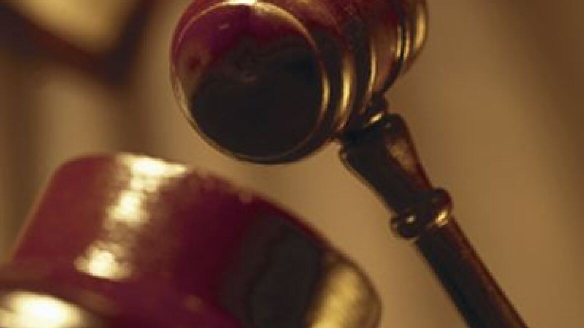 Για αρπαγή ανηλίκου συνελήφθησαν τρεις Ρομά στη Μυτιλήνη