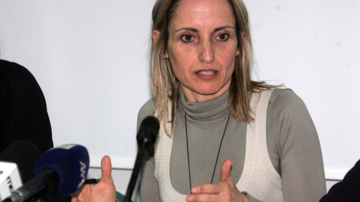 Δείτε την cult αφίσα για την εμφάνιση της Καλομοίρας σε πανηγύρι στη Βαλτιμόρη