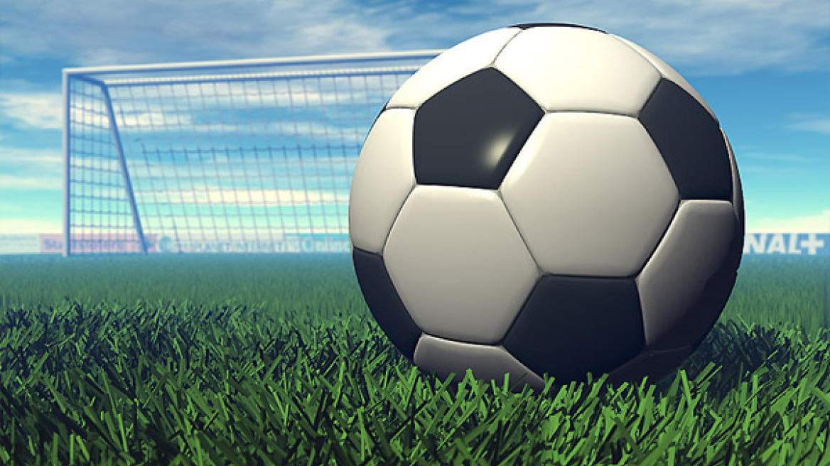 Συλλήψεις για κροτίδες στη Μήλο και το Αίγιο