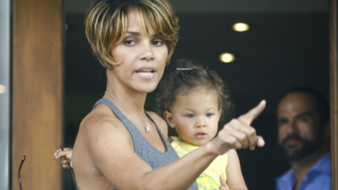 Reuters: Νέα έξοδος της Ελλάδας στις αγορές το καλοκαίρι