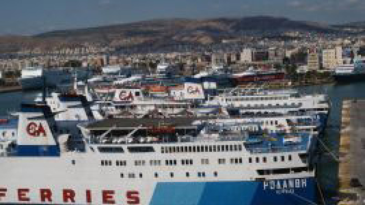 Miley Cyrus: «Είμαι μια καλλιτέχνης που επιμορφώνει τα παιδιά»