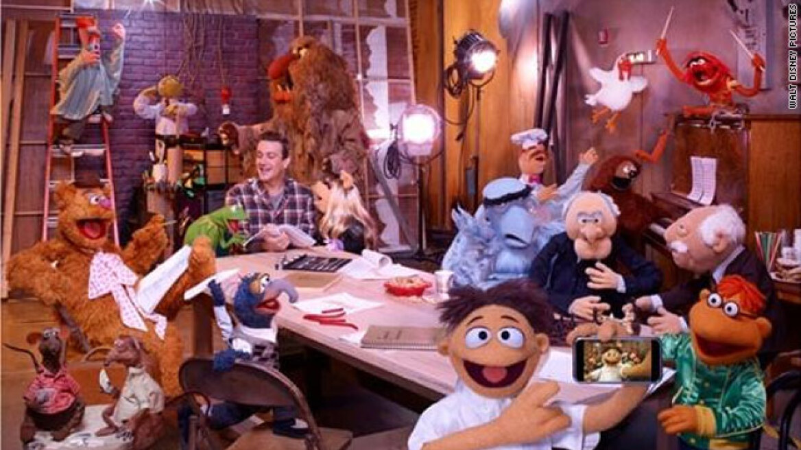 Γαλλία: Ομαδική παραίτηση αρχισυντακτών στη Le Monde