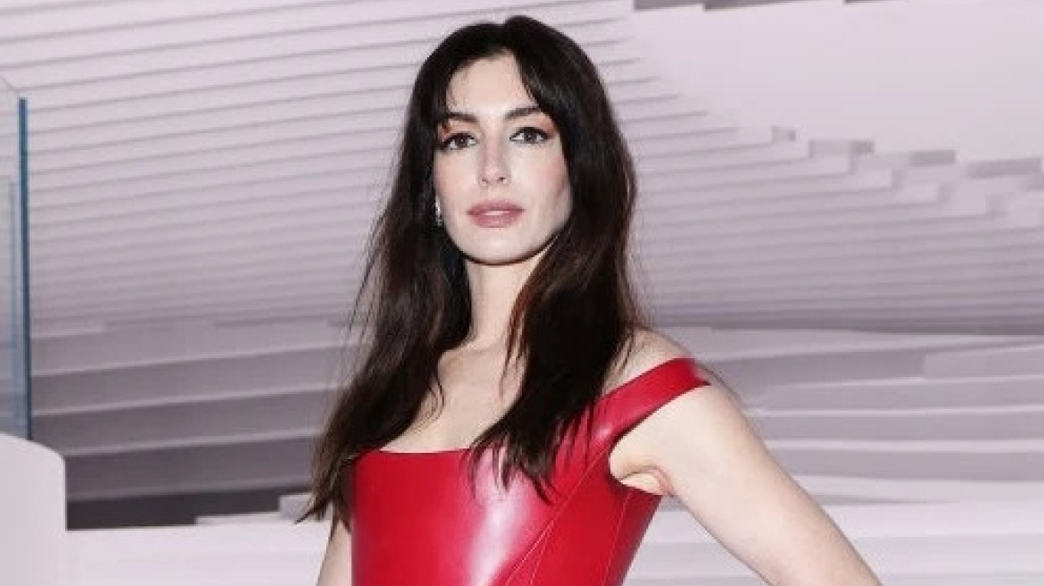 Αν Χάθαγουέι: Μίλησε για την αποβολή που είχε όταν έπαιζε σε παράσταση στο θέατρο