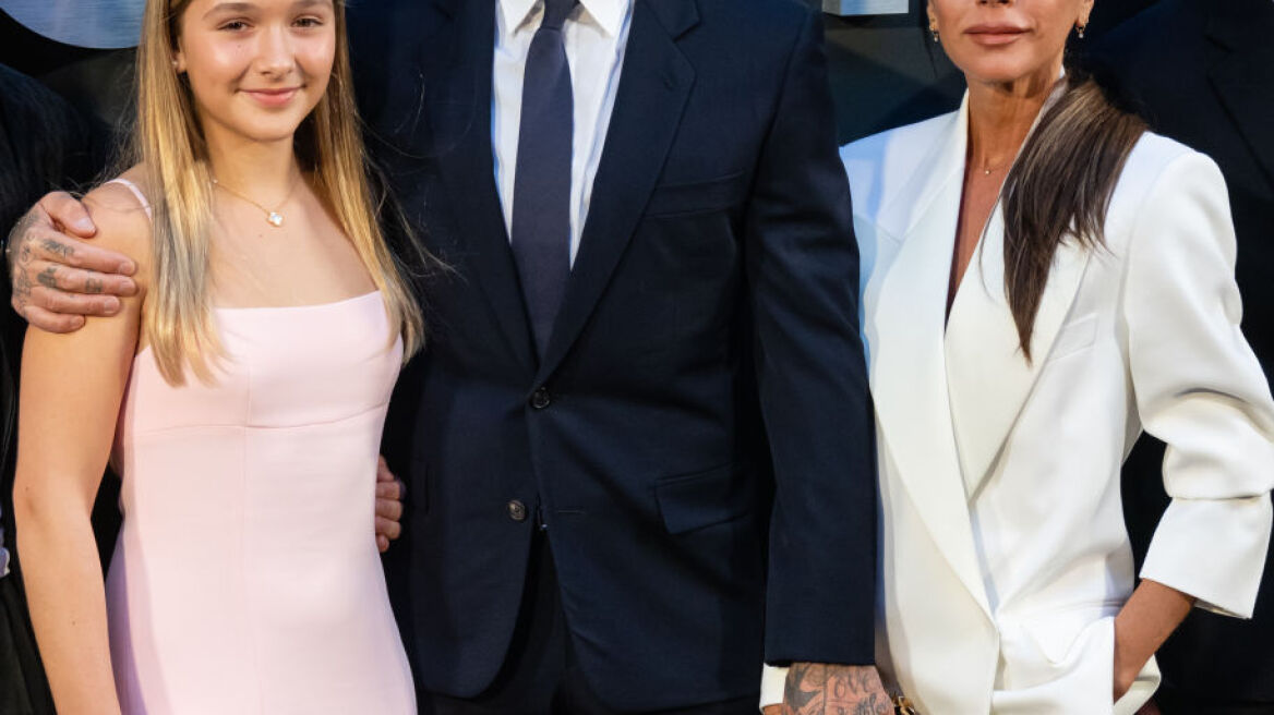 H κόρη της Βικτόρια και του Ντέιβιντ Μπέκαμ έχει γενέθλια: Πώς της ευχήθηκαν οι διάσημοι γονείς της (βίντεο)